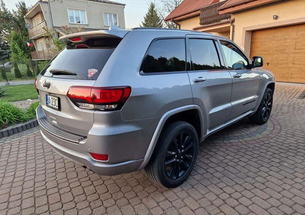 Jeep Grand Cherokee cena 139900 przebieg: 72400, rok produkcji 2020 z Drzewica małe 67